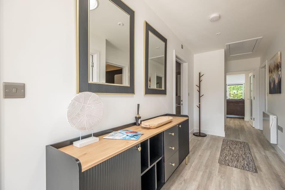 Ground floor: Entrance hall