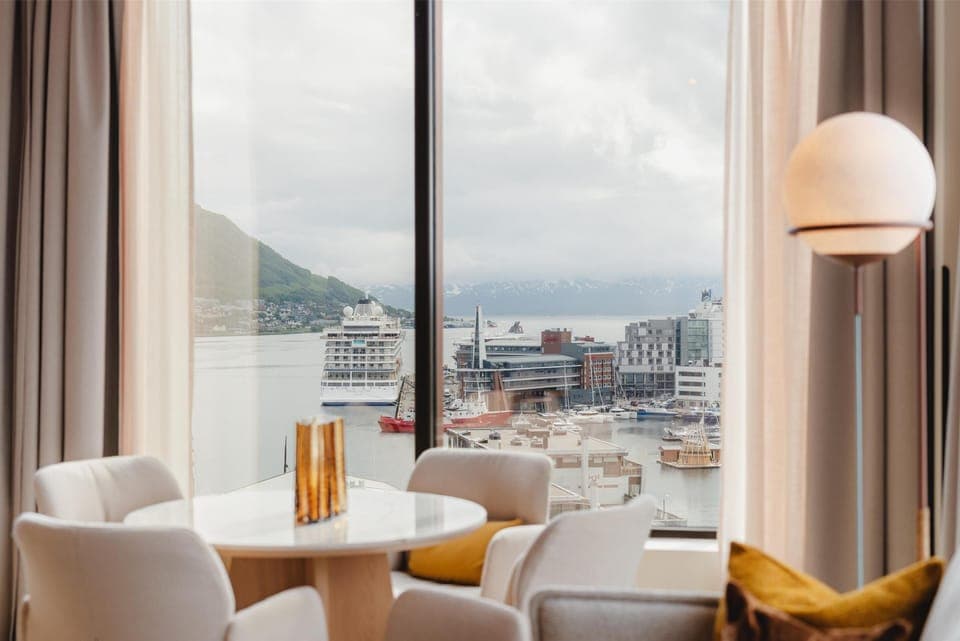 Suite (Master) | Room amenity