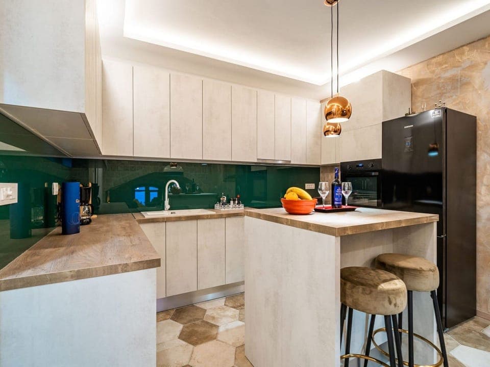 Apartment (One Bedroom Apartment with Terrace an) | Private kitchen | Fridge