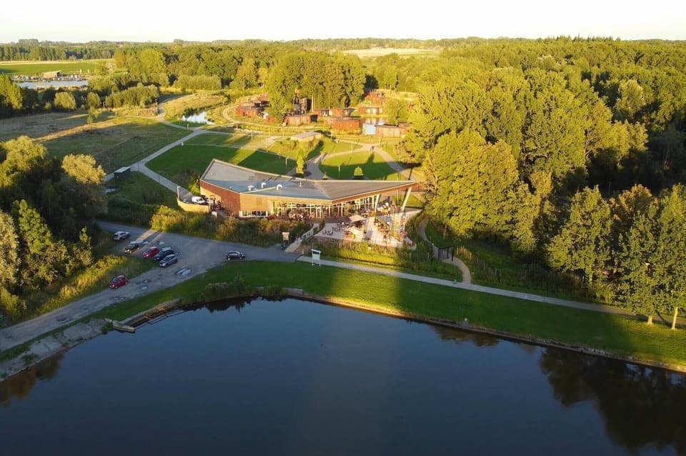 Immediate Surroundings [summer] (<1 km)