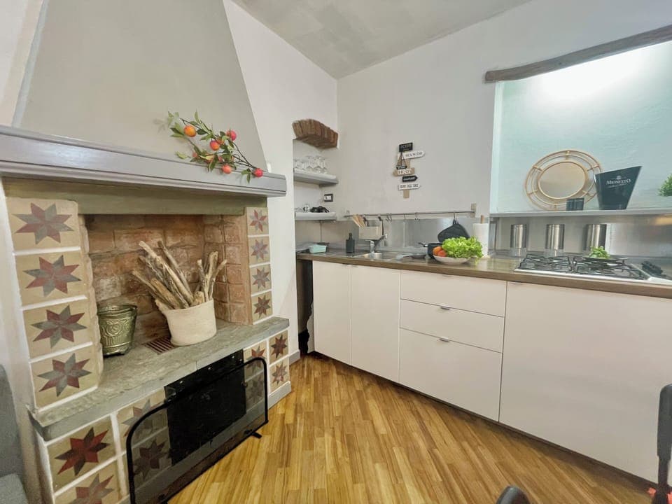 Apartment, Non Smoking | Private kitchen | Electric kettle, toaster