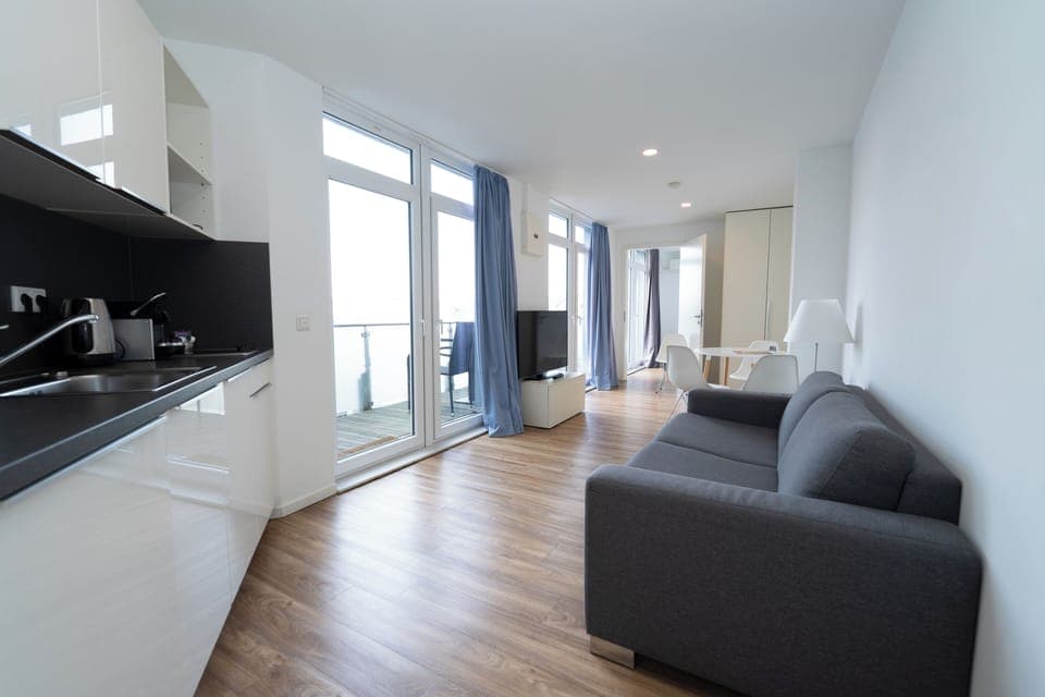 Family Room | Iron/ironing board, free WiFi, bed sheets