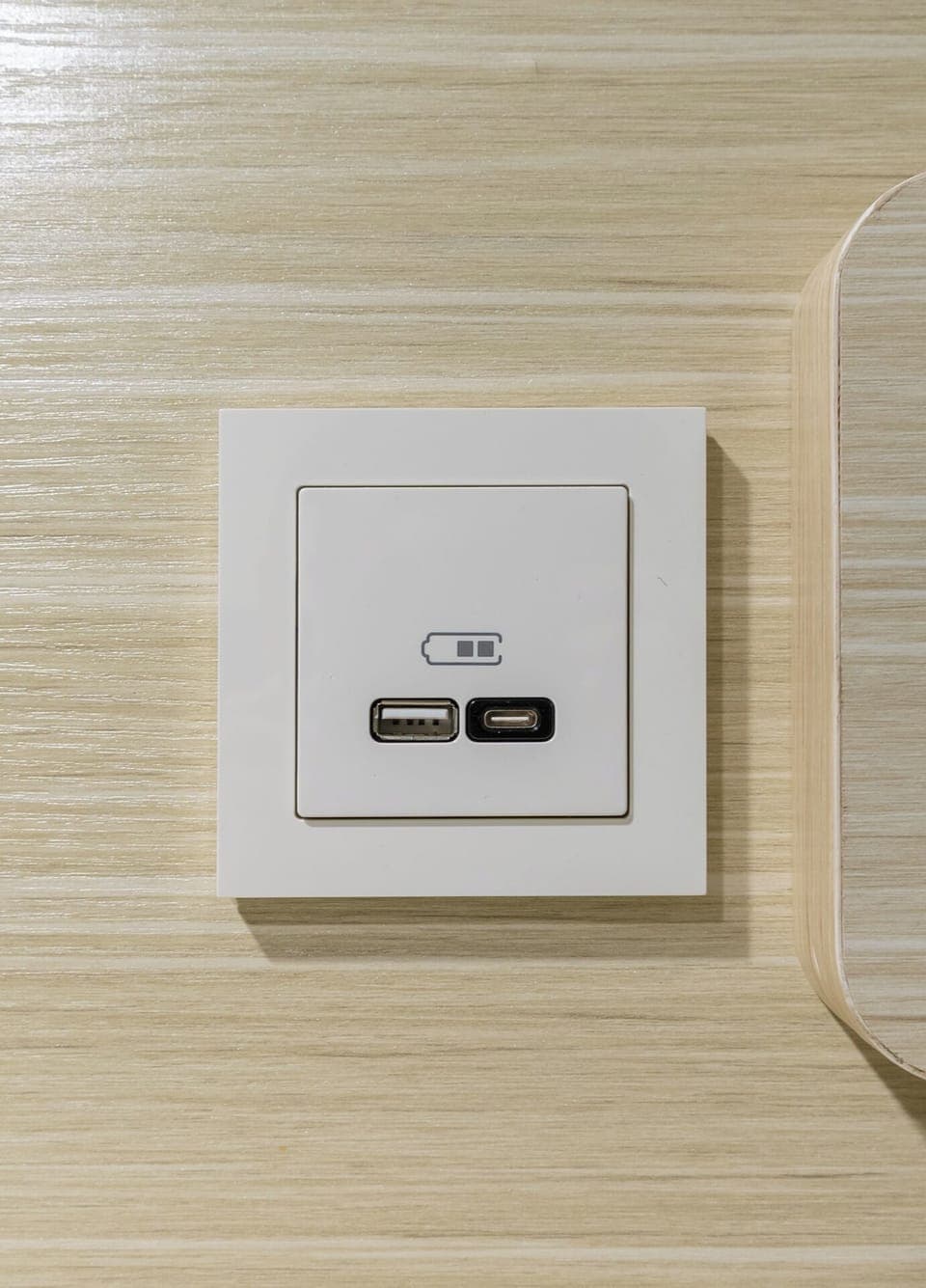 Premium bedding, down comforters, desk, laptop workspace