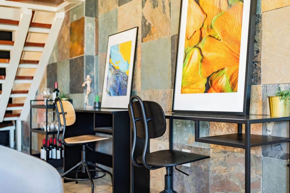 Deluxe Apartment, 5 Bedrooms | Living area | TV