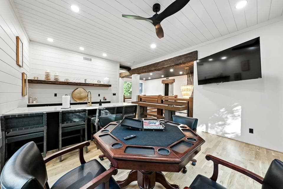 Bar with poker table upstairs