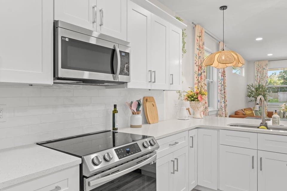 Bright and modern, perfect for culinary adventures and family gatherings!