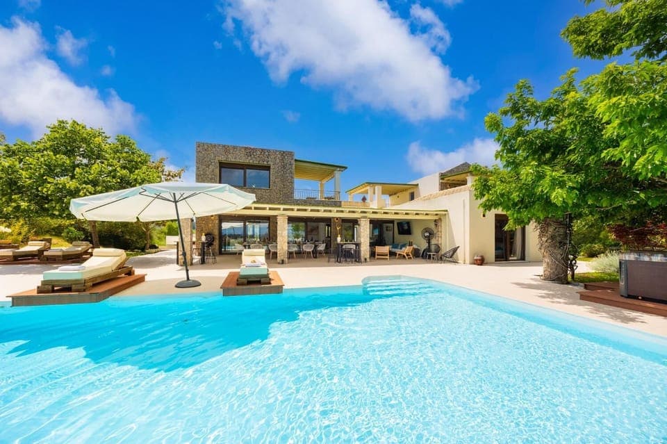 Beautiful villa with private pool and terrace