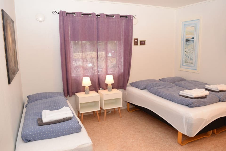 Family Room (3) | Free WiFi, bed sheets