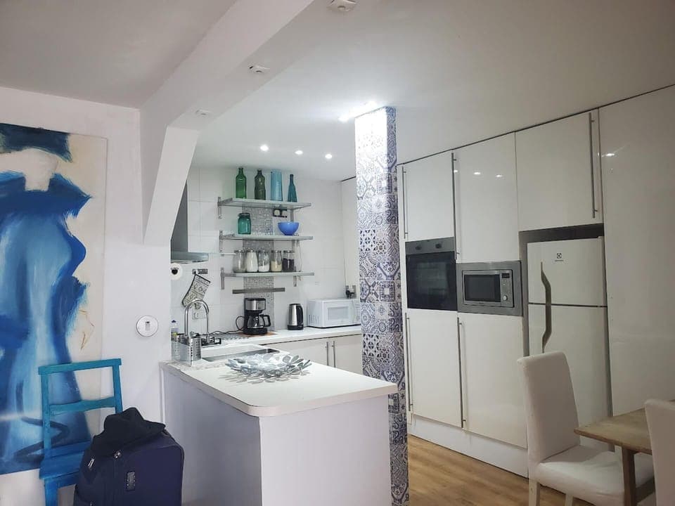 Apartment | Private kitchen | Fridge, microwave, oven, stovetop