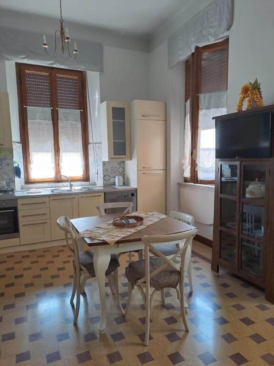 Mini-fridge, microwave