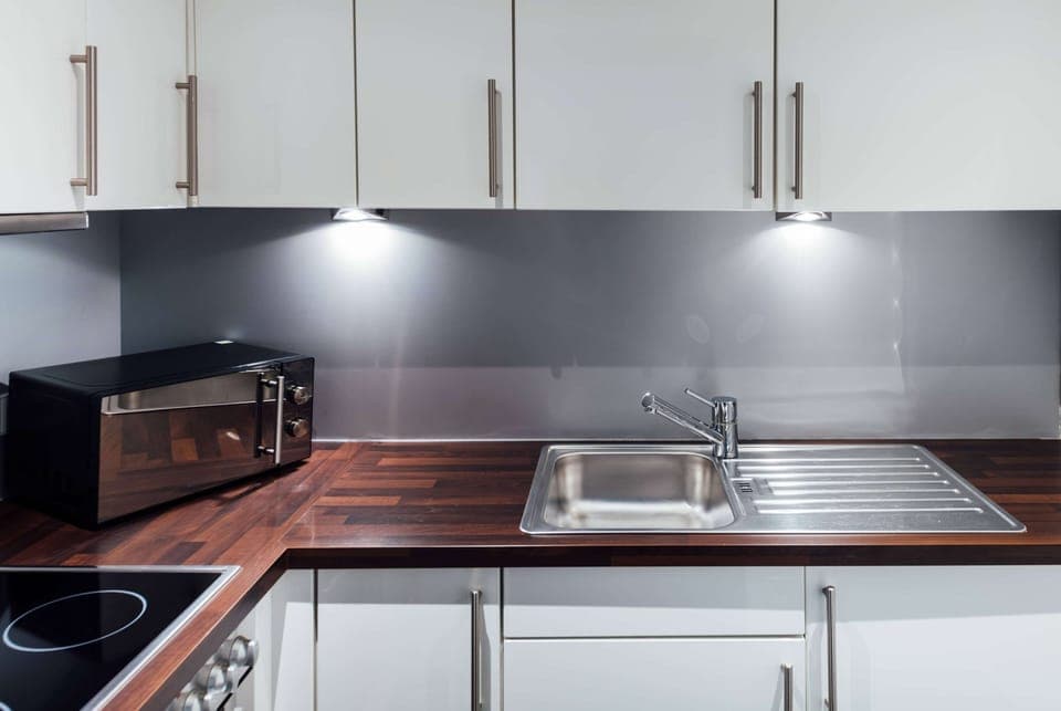 Apartment | Premium bedding, in-room safe, desk, blackout drapes