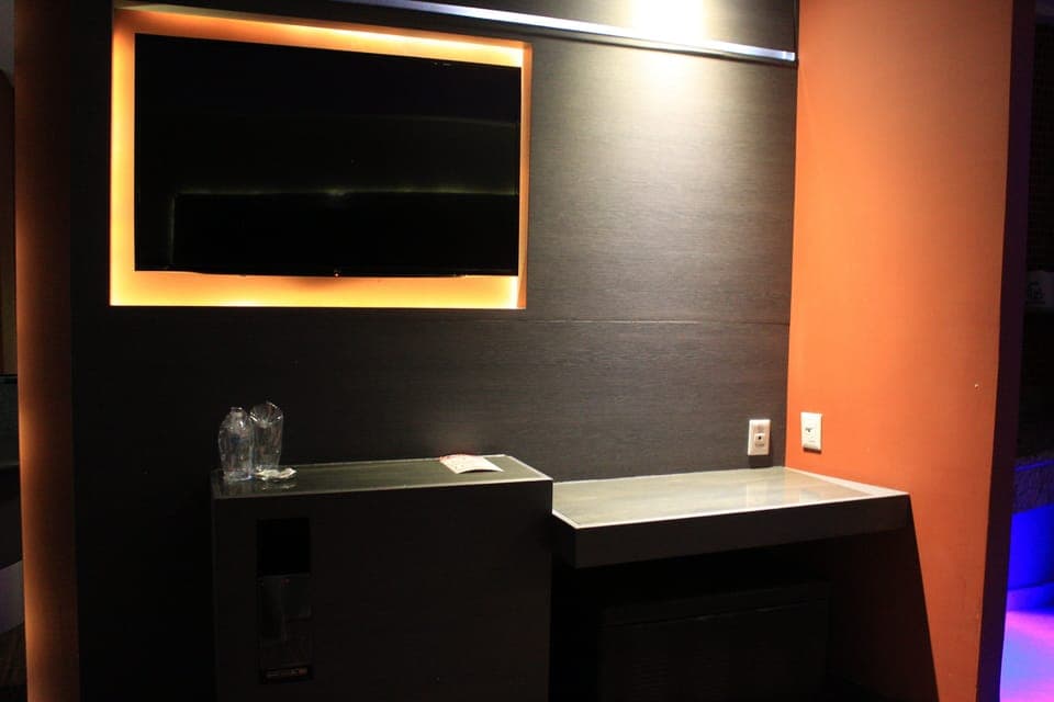 Deluxe Room | Laptop workspace, free WiFi