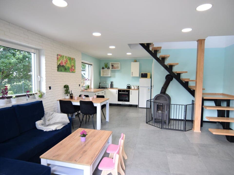 House | Private kitchen | Highchair