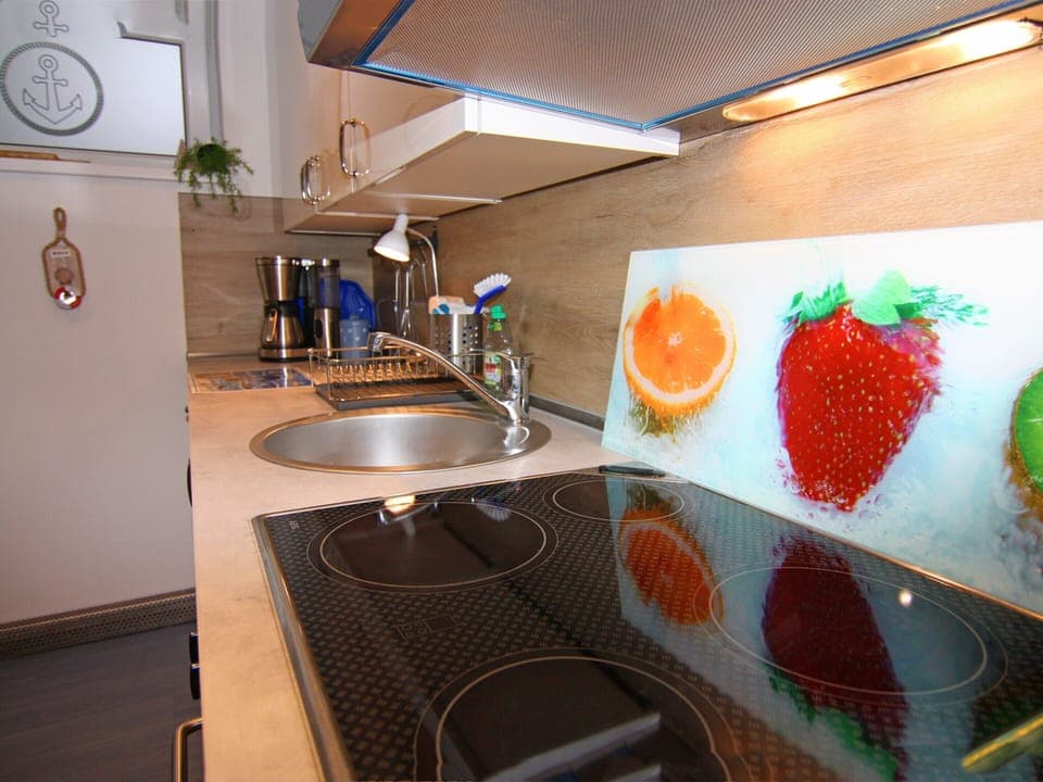 Apartment | Private kitchen | Electric kettle, toaster