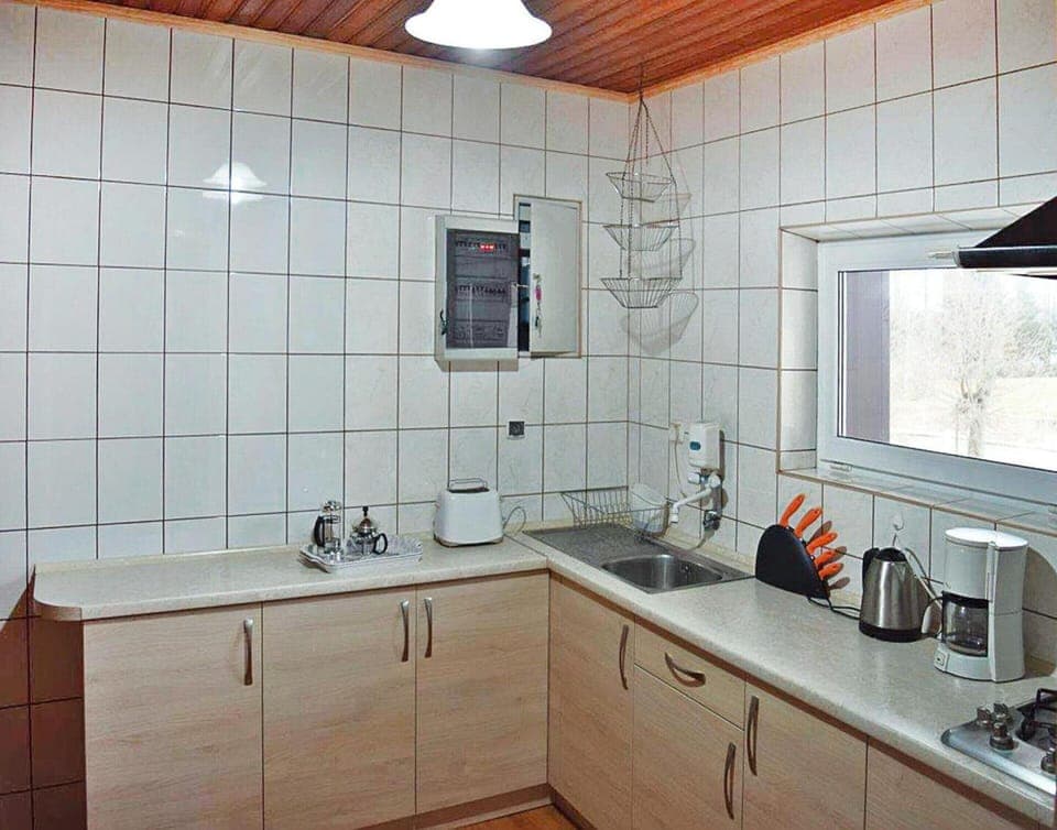 House | Private kitchen | Electric kettle, toaster, highchair