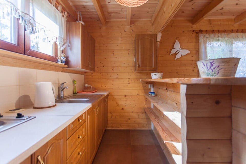 House | Private kitchen | Electric kettle, toaster, highchair