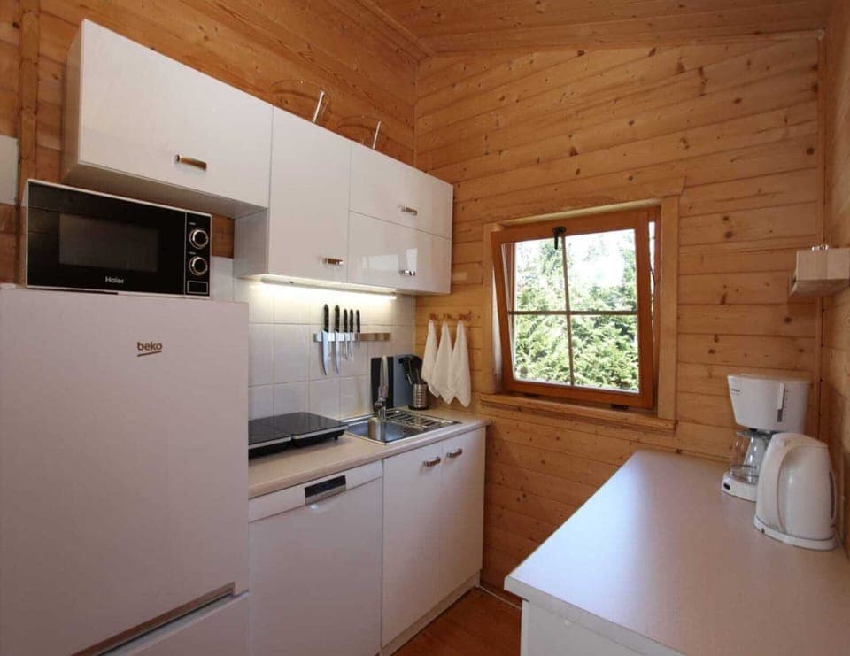 Bungalow | 1 bedroom, individually furnished, bed sheets