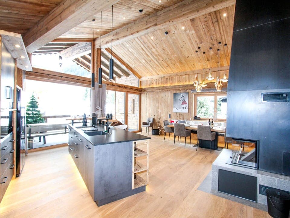 Chalet | Living area