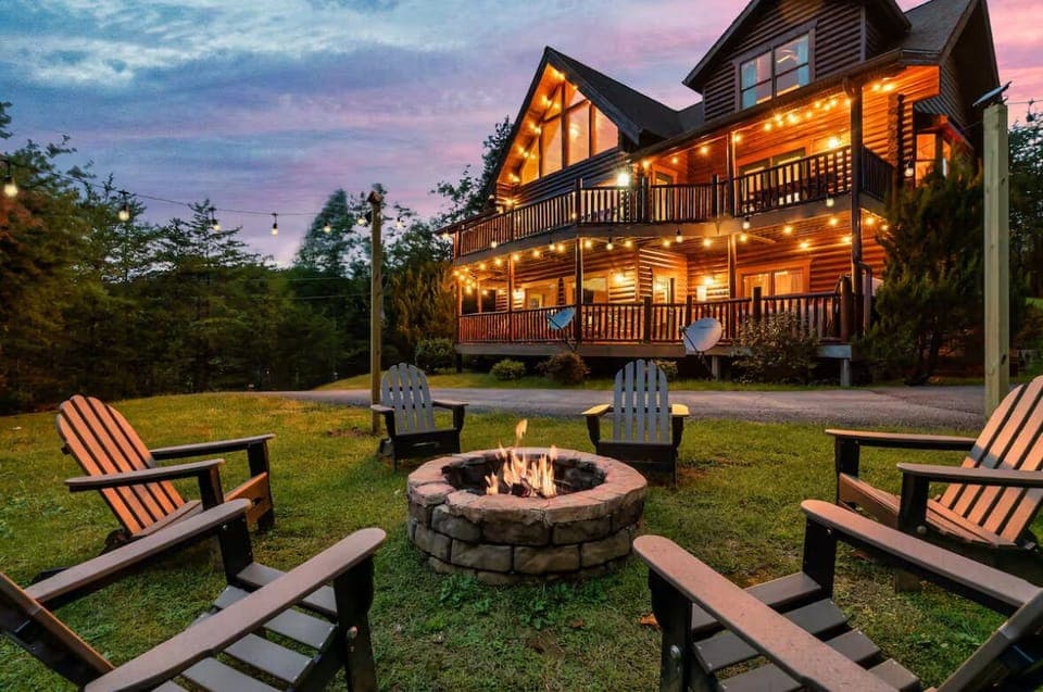 S'mores, Stories, Stargazing... The possibilities are endless!