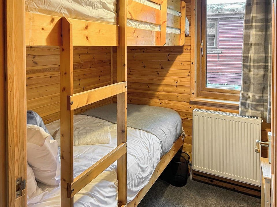 Bunk bedroom | Lomond View Lodge, Rowardennan