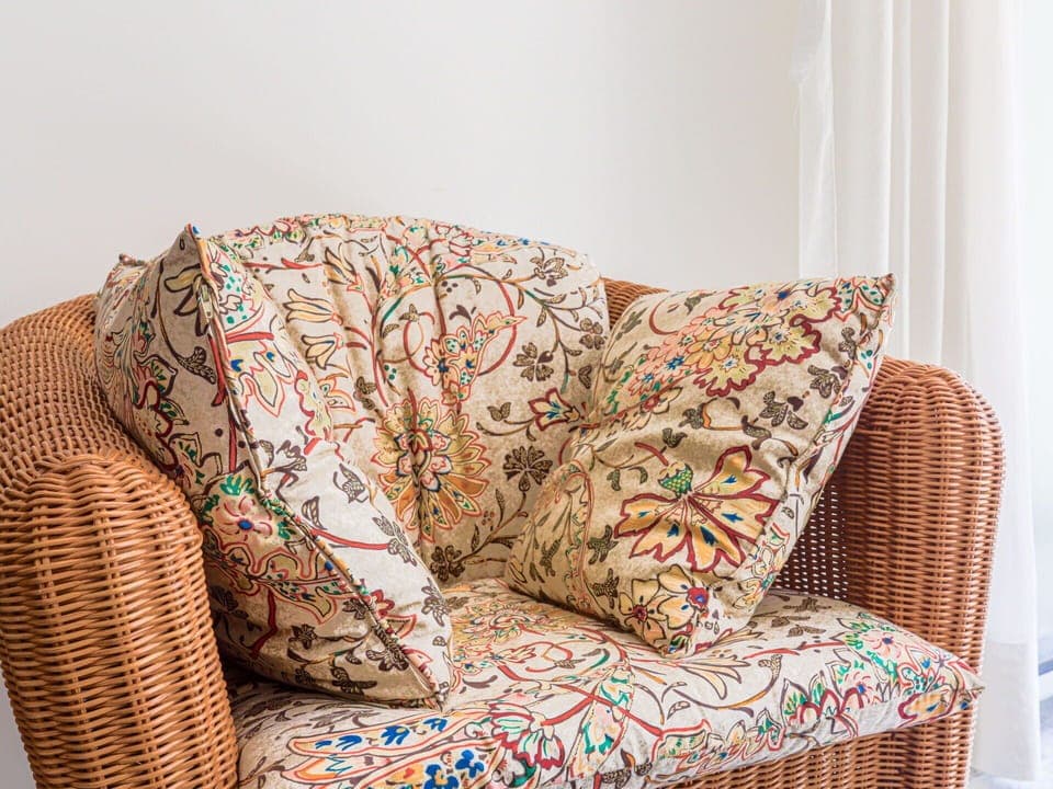 Furniture, Comfort, Rectangle, Wood, Chair, Pattern, Flooring