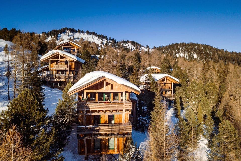 Holiday Home Exterior [winter]