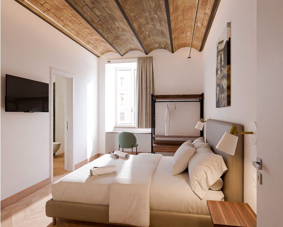 Comfort Room, Courtyard View | Minibar, in-room safe, desk, laptop workspace