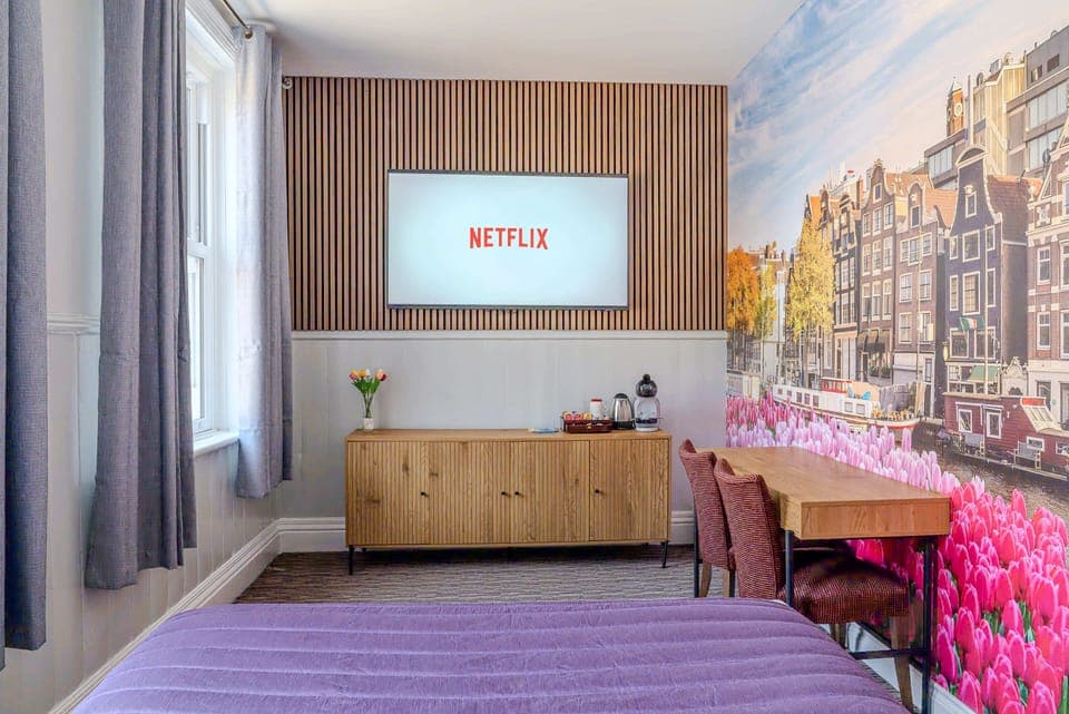 Family Room, 2 Bedrooms | Free WiFi, bed sheets