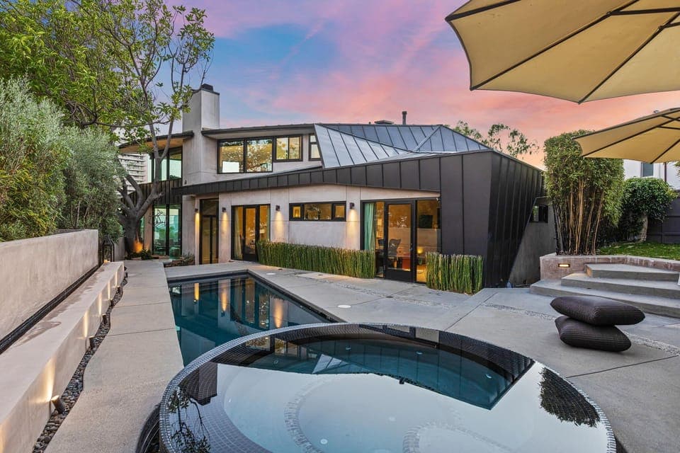 Outdoor/ Backyard Area
