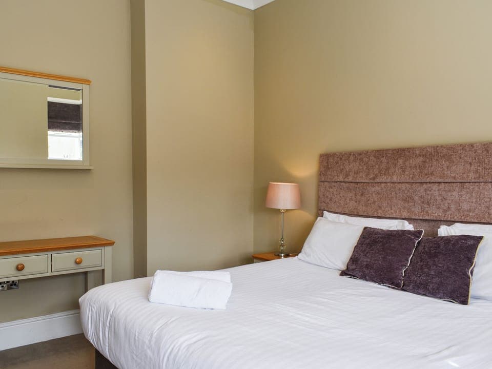Double bedroom | Edleston holidays - Flat 4E - Edleston House, Aberystwyth