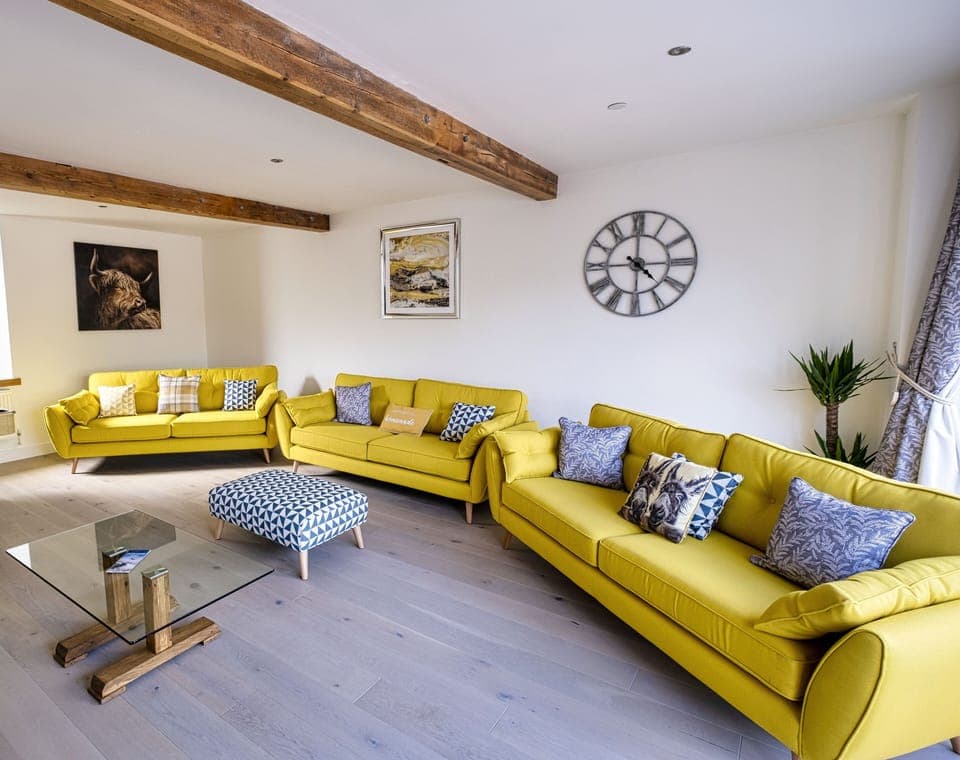 1st Floor Living Room (1)