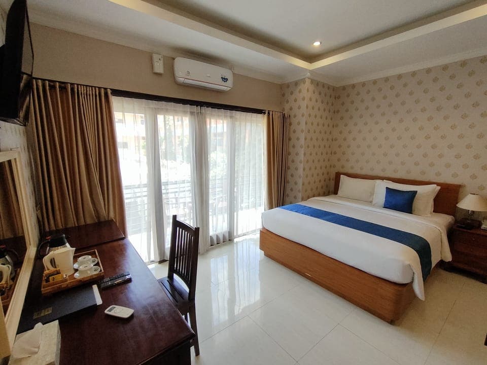 Deluxe Room, 1 King Bed | Free WiFi