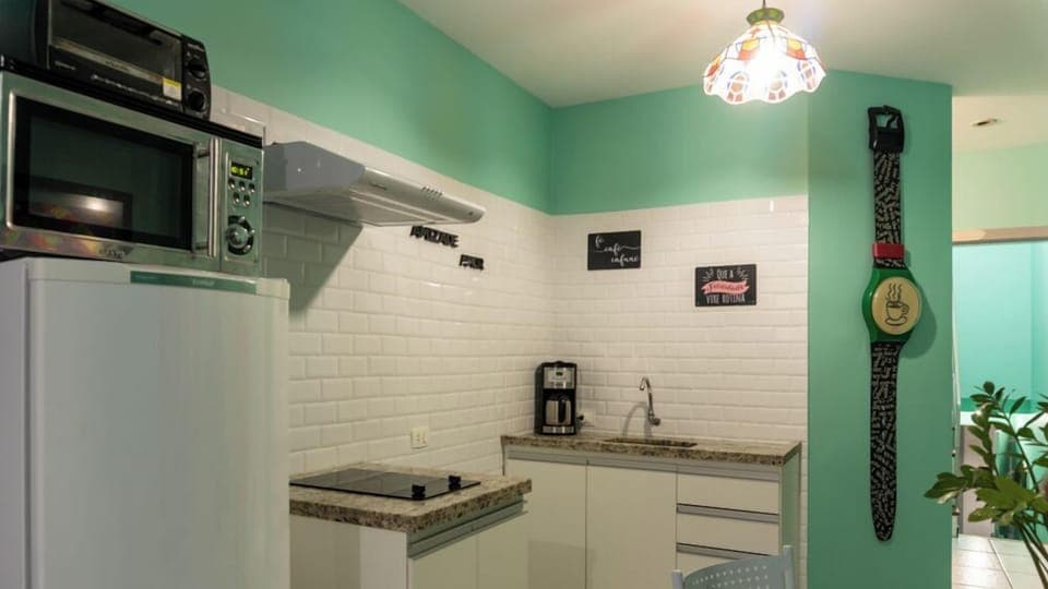 Comfort Apartment, Pool View | Private kitchen