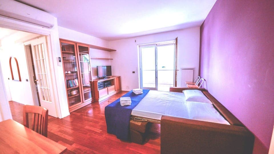 2 bedrooms