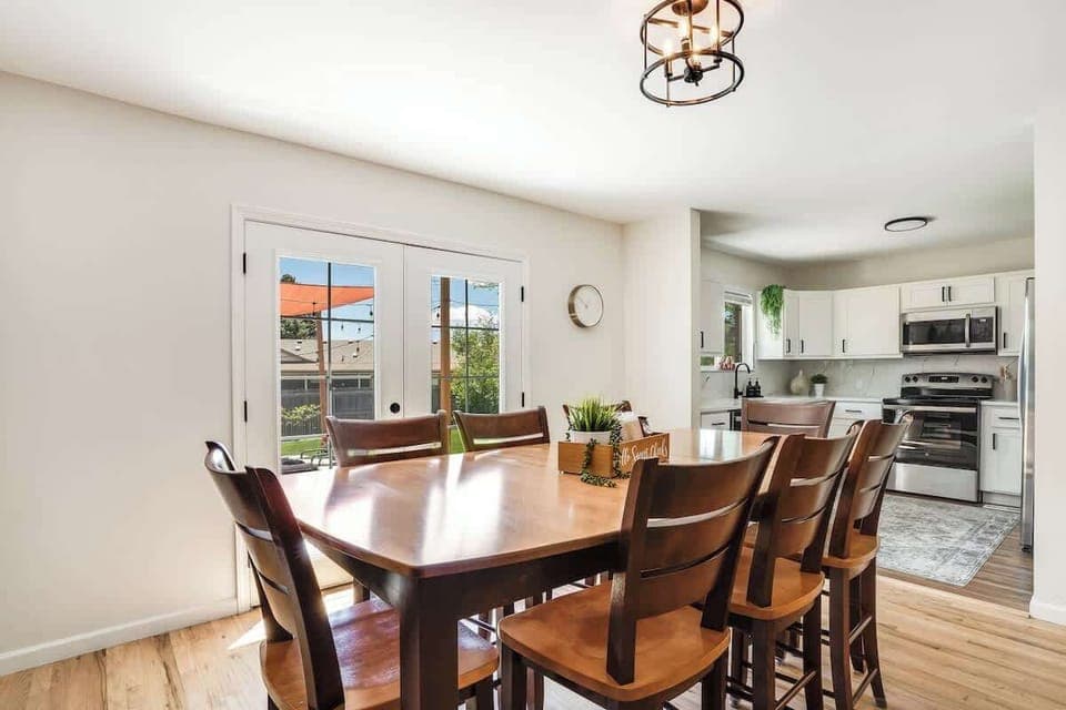 A table for 8 