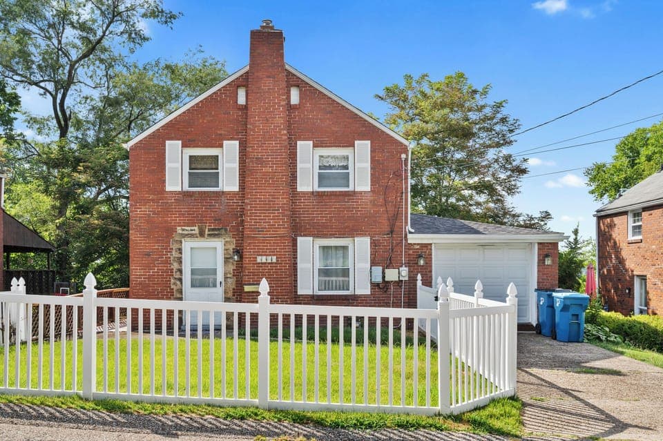 Recently renovated 3 bedroom, 2 bath all brick home located on a 5,247 sq ft lot