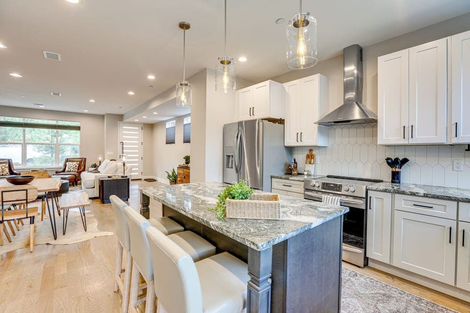 House (4 Bedrooms) | Interior
