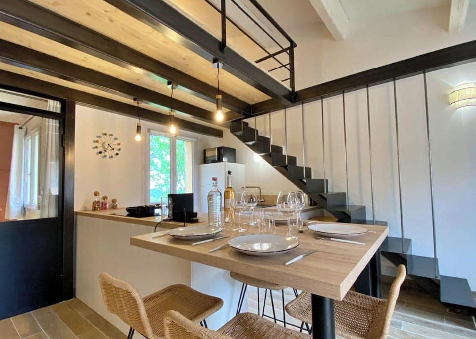 Comfort Loft, Garden View | Private kitchen | Espresso maker, coffee/tea maker, electric kettle