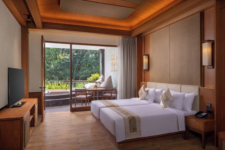 Anumana De Suite-Suite Room with Jacuzzi | Egyptian cotton sheets, premium bedding, down comforters, pillowtop beds