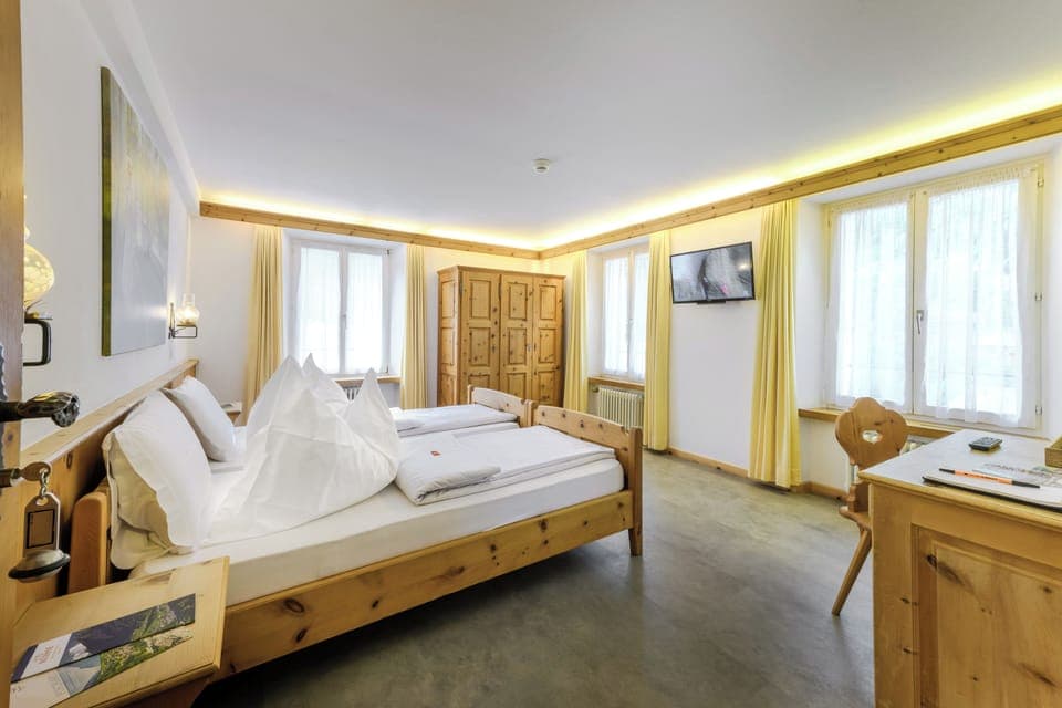 Twin Room | Free WiFi