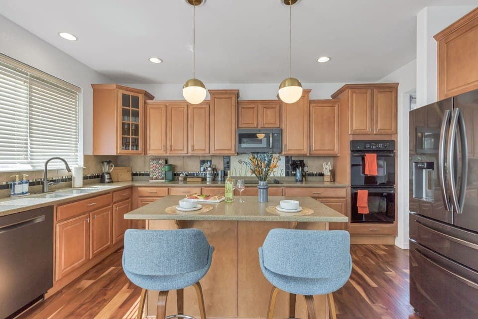 Fully equipped and spacious kitchen