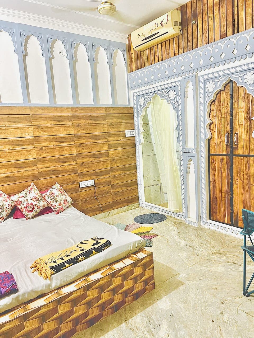 Deluxe Room, Patio, Garden View | Individually decorated, desk, laptop workspace, free WiFi