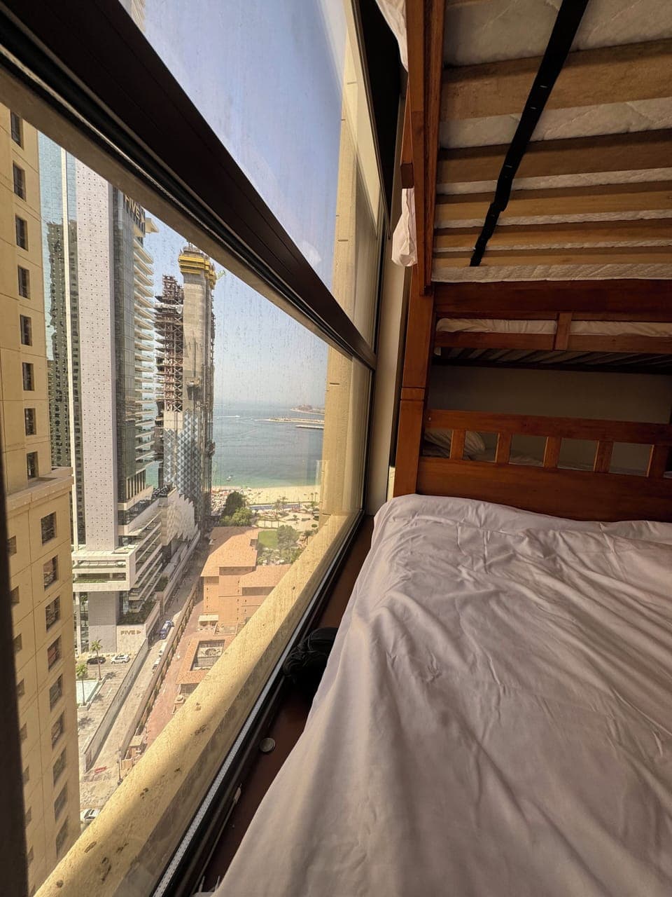 Shared Dormitory, Mixed Dorm, Non Smoking, Partial Lake View | Iron/ironing board, free WiFi, bed sheets