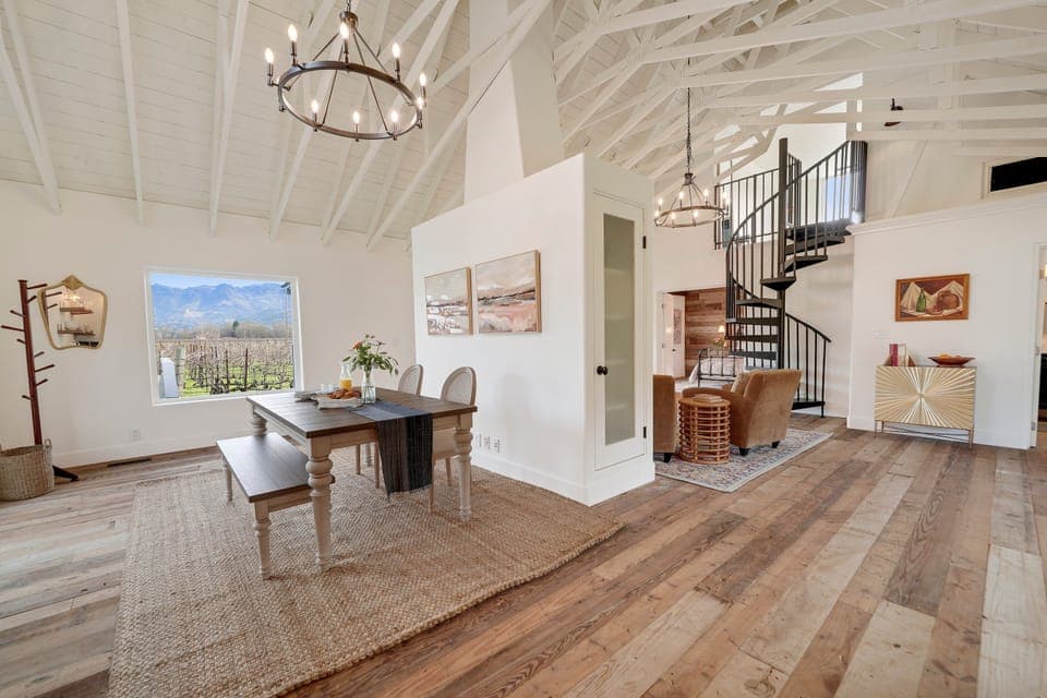 Villa | 2 bedrooms, desk, Internet