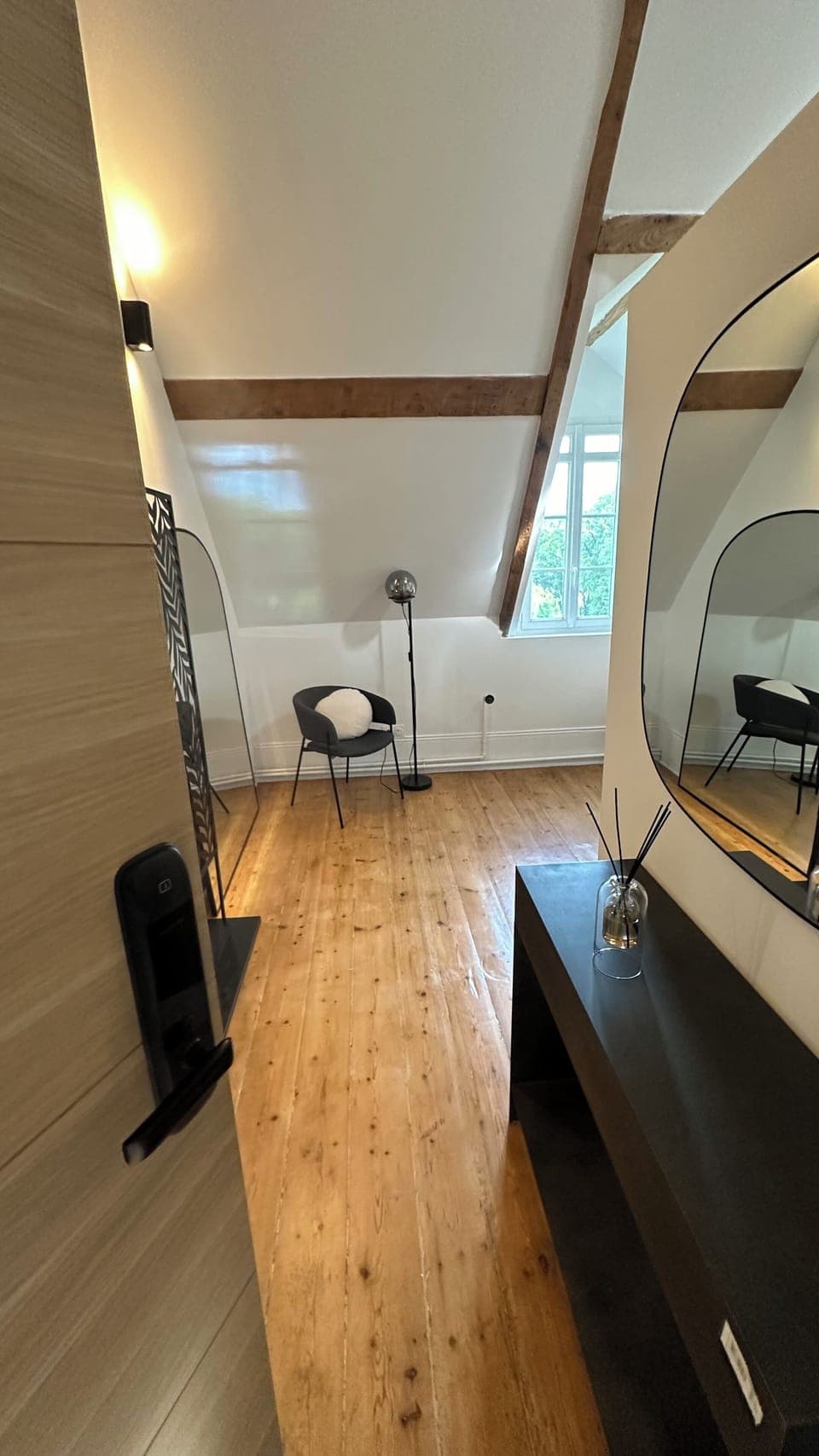 Deluxe Double Room, Garden View | In-room safe, free WiFi