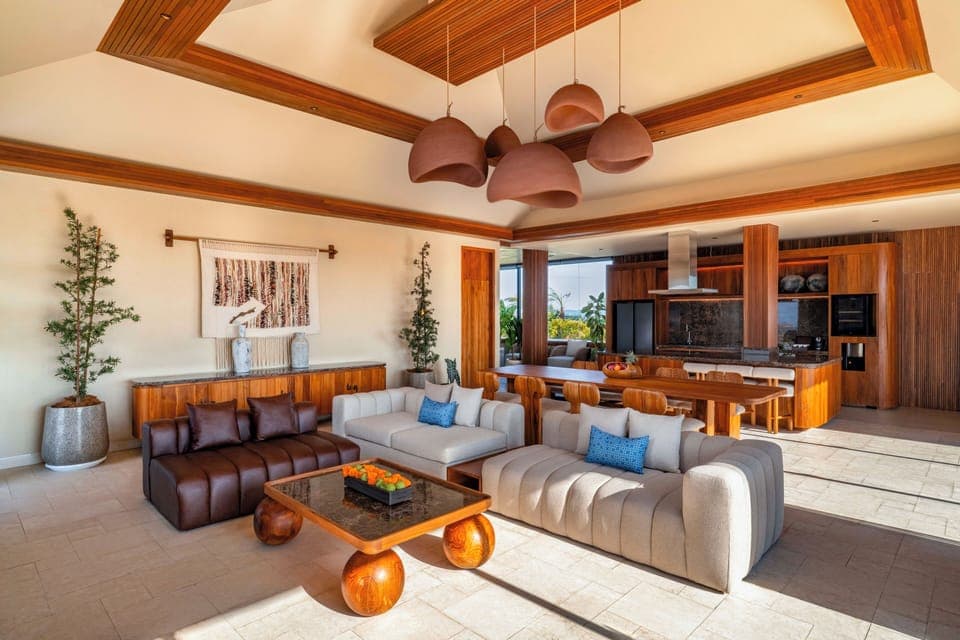 Presidential Suite | Living room | Smart TV