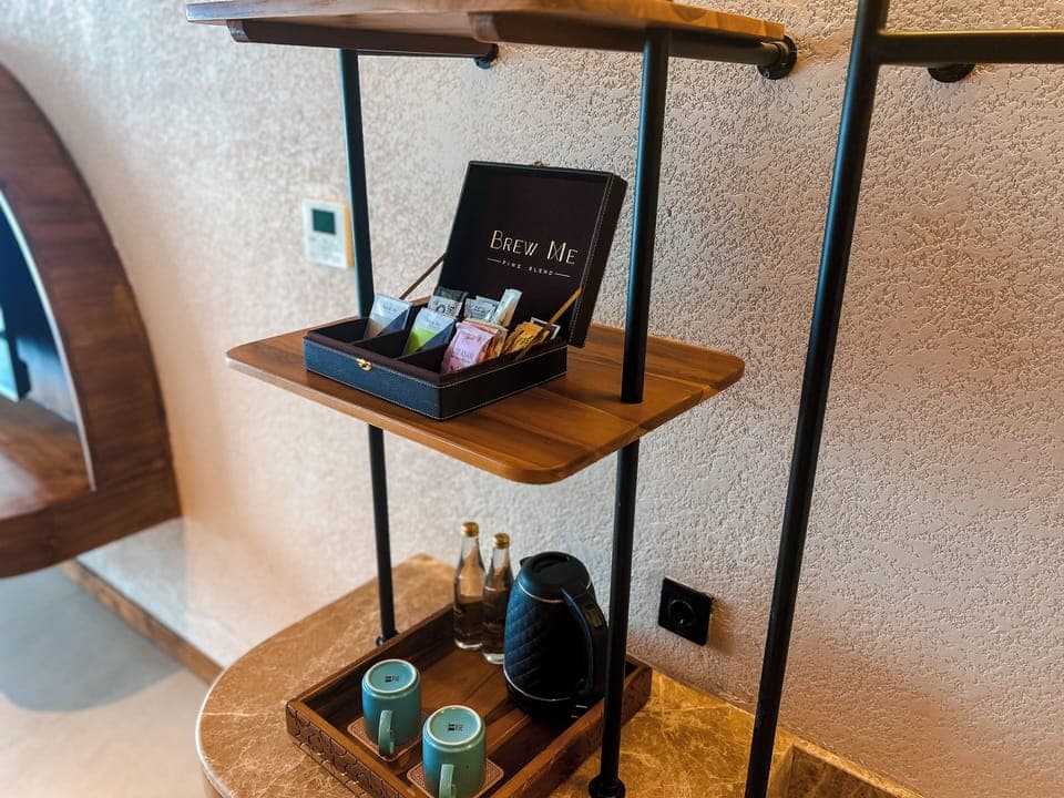 Premium bedding, minibar, desk, free WiFi