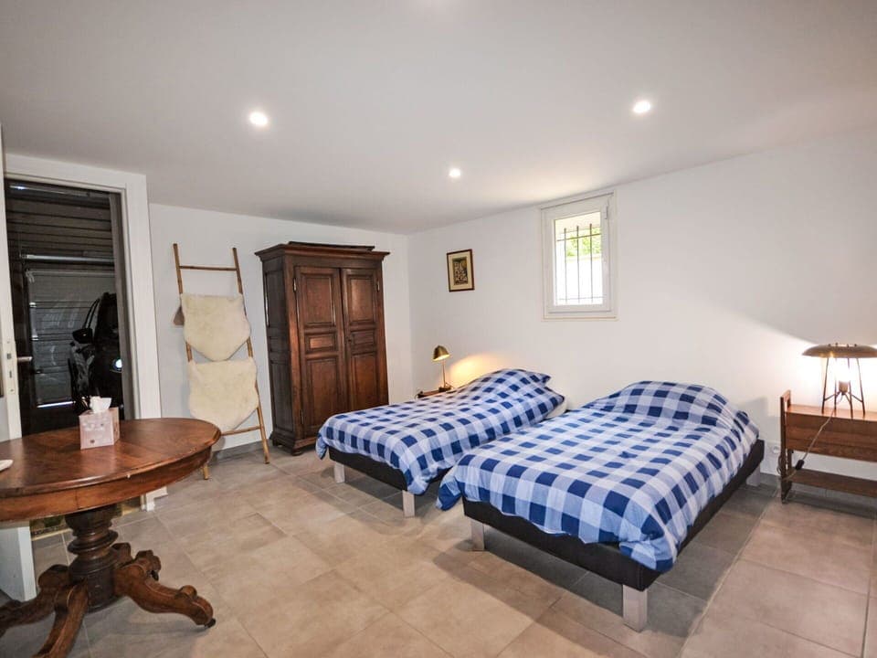 Furniture, Table, Building, Picture Frame, Wood, Comfort, Cabinetry, Lamp, Door, Drawer