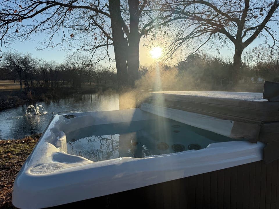 Room, 1 Bedroom | Outdoor spa tub