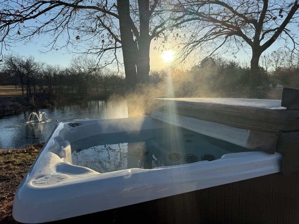 Room, 1 Bedroom | Outdoor spa tub